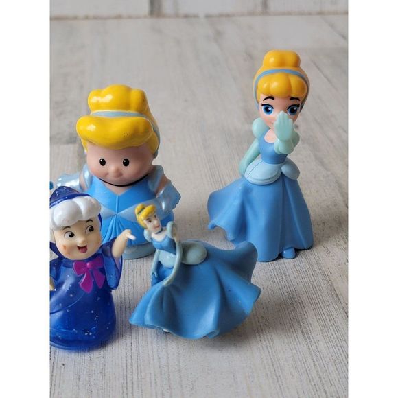 Princess Cinderella Fairy Godmother Ball dress playset toy figure Disney - Picture 5 of 14